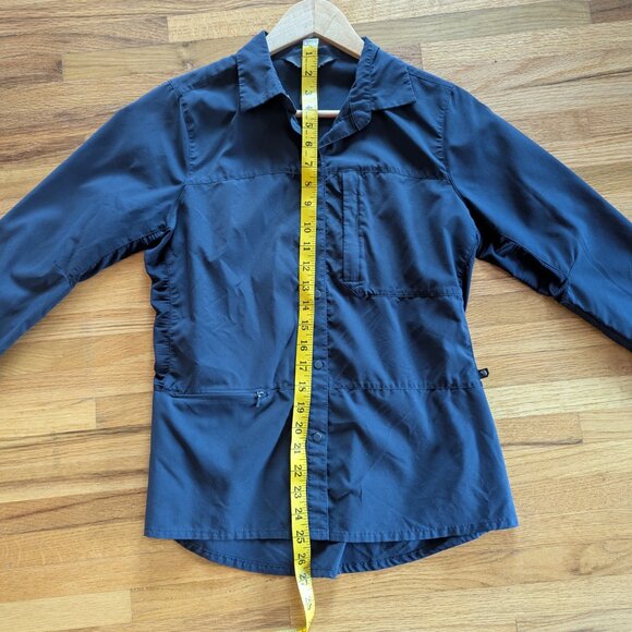 Mountain Hardware Women's Navy Canyon Long Sleeve Sun Shirt, Small - Picture 6 of 9